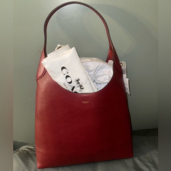 Coach Brooklyn 39 in Ruby New with Dust bag - Picture 5 of 10